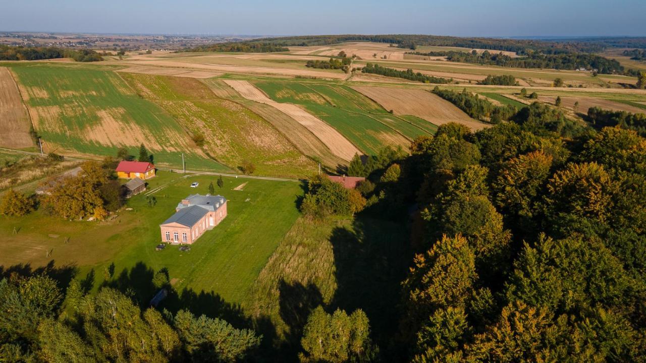 Dworek Atrium Tomaszów Lubelski Kültér fotó